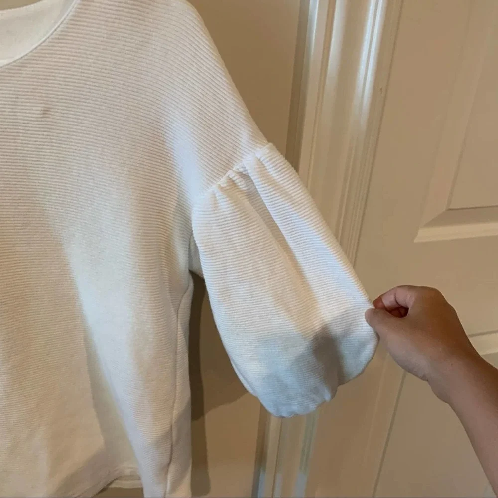 Anthropologie Leifnotes Sonata Puff Sleeve Top.‎ Size xs
